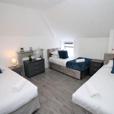 Free Local Parking - Fast Wifi - Sleeps 10 Guests By Property Promise Cardiff Exterior photo