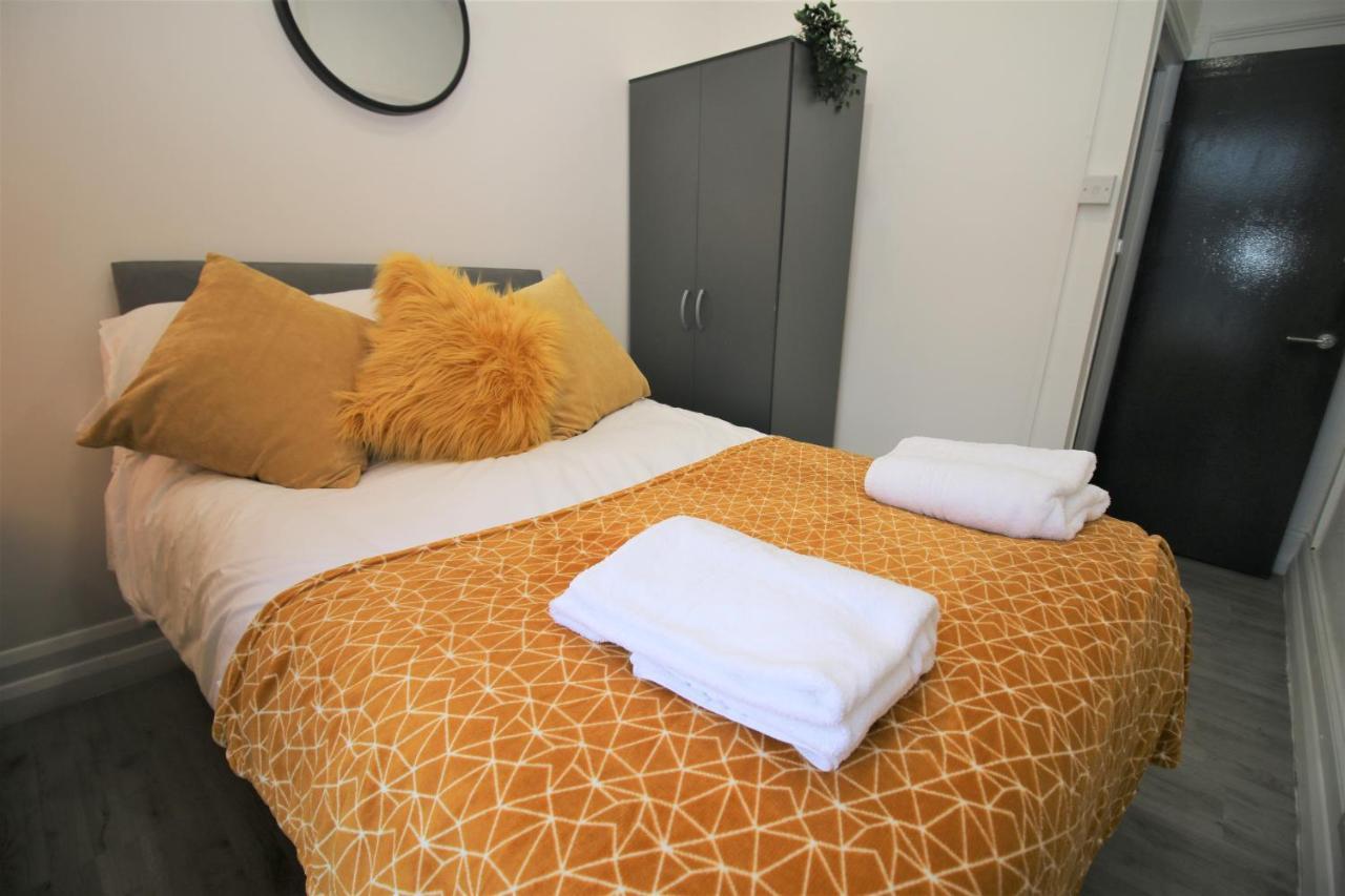 Free Local Parking - Fast Wifi - Sleeps 10 Guests By Property Promise Cardiff Exterior photo