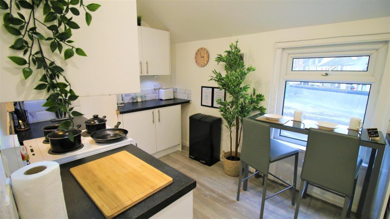 Free Local Parking - Fast Wifi - Sleeps 10 Guests By Property Promise Cardiff Exterior photo