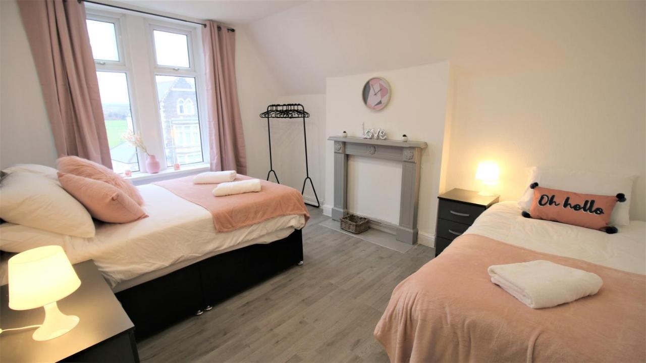 Free Local Parking - Fast Wifi - Sleeps 10 Guests By Property Promise Cardiff Exterior photo
