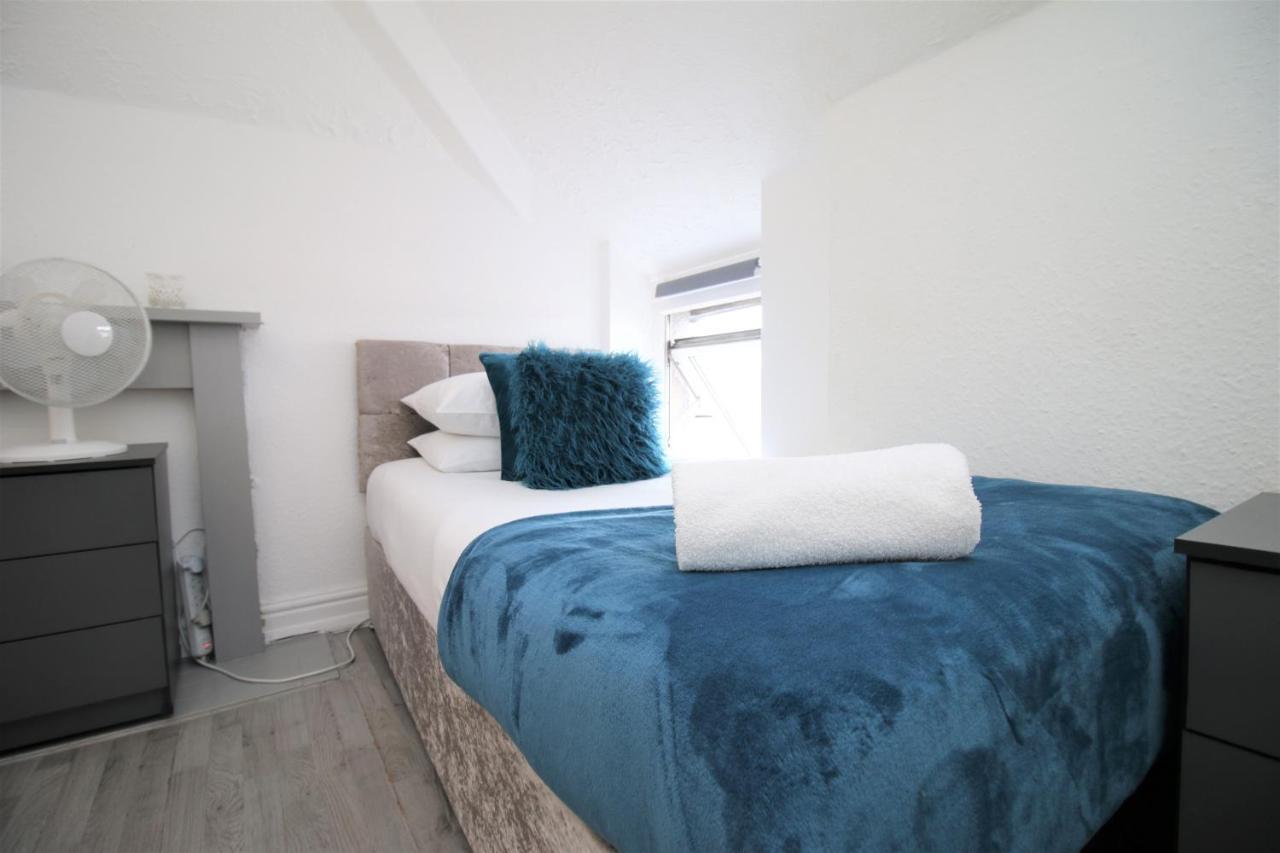 Free Local Parking - Fast Wifi - Sleeps 10 Guests By Property Promise Cardiff Exterior photo